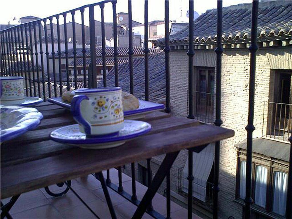 Hostal Santo Tome Толедо Экстерьер фото